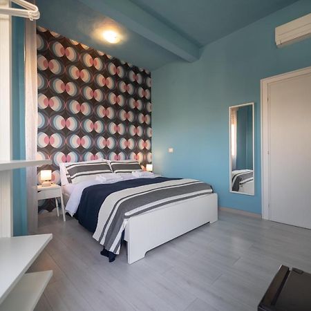Boutique Rooms Carbonazzi 17 Cagliari Zewnętrze zdjęcie