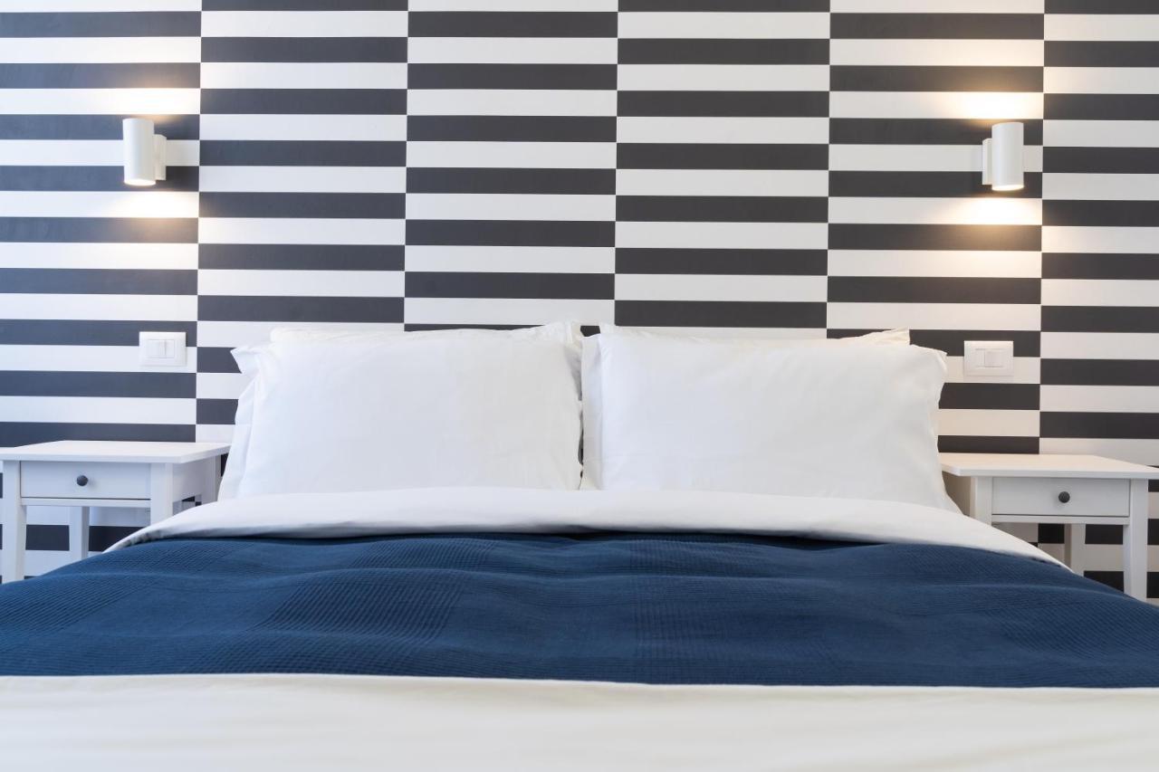 Boutique Rooms Carbonazzi 17 Cagliari Zewnętrze zdjęcie