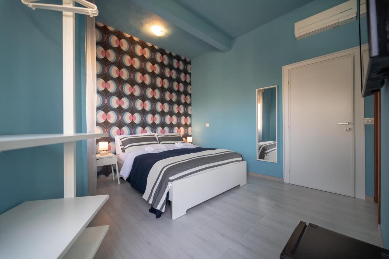 Boutique Rooms Carbonazzi 17 Cagliari Zewnętrze zdjęcie