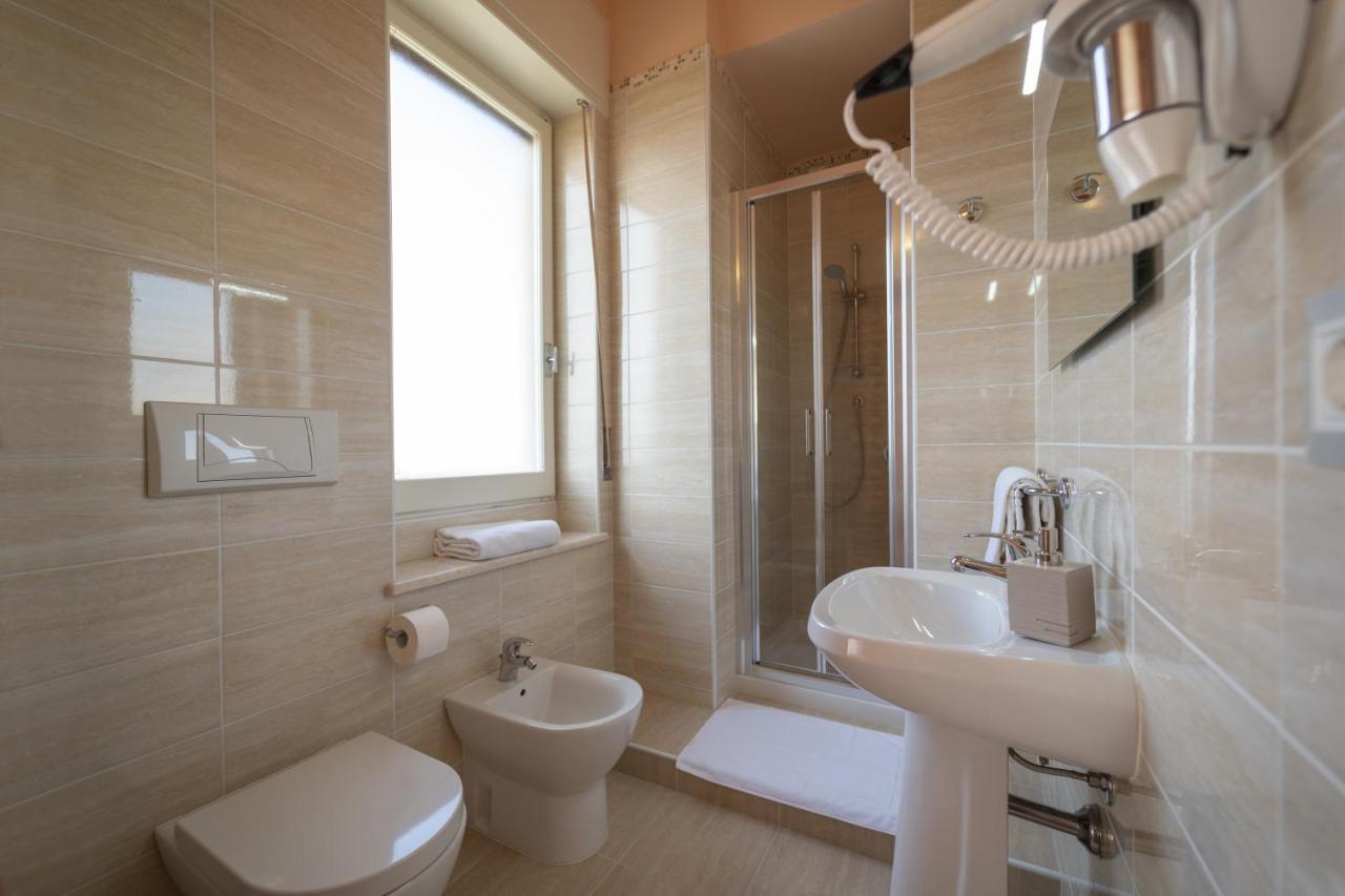 Boutique Rooms Carbonazzi 17 Cagliari Zewnętrze zdjęcie