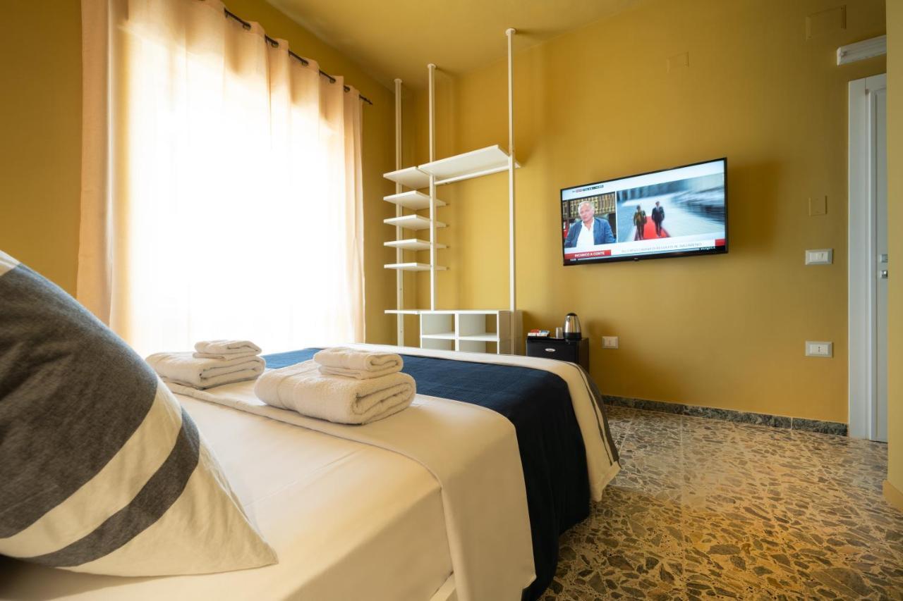 Boutique Rooms Carbonazzi 17 Cagliari Zewnętrze zdjęcie