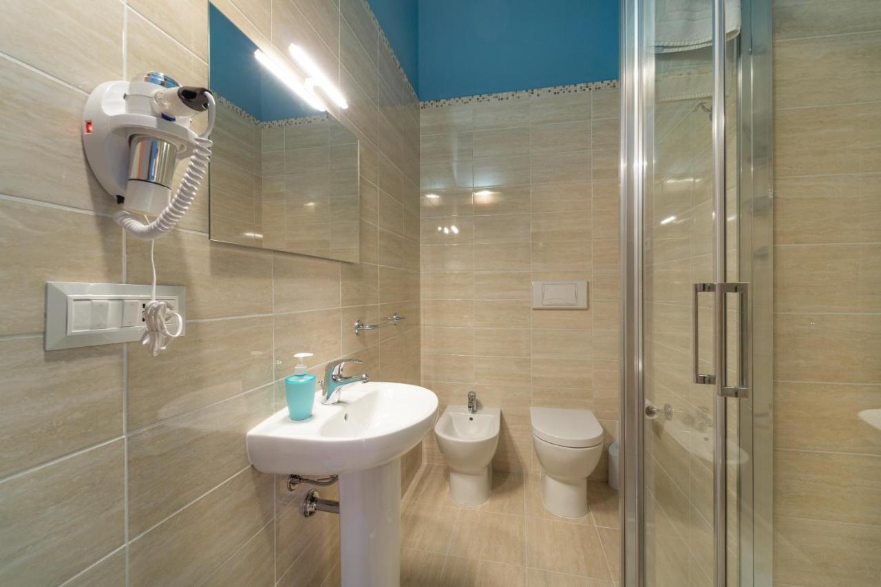 Boutique Rooms Carbonazzi 17 Cagliari Zewnętrze zdjęcie